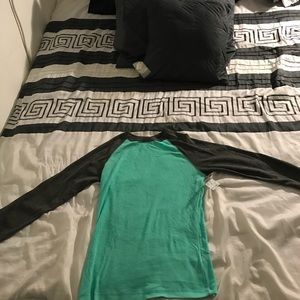 Green and dark gray long sleeve thermal